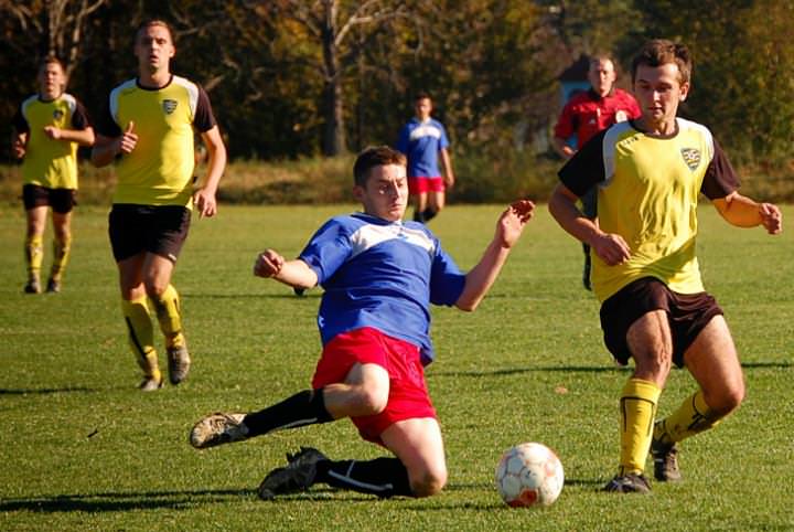 Huragan Jasionka - Błękitni Żeglce 2:2 Huragan Jasionka - Błękitni Żeglce 2:2