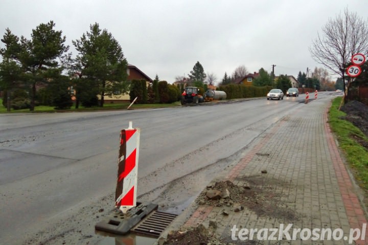 Na dwa dni zamkną ul. Krośnieńską w Świerzowej Polskiej Na dwa dni zamkną ul. Krośnieńską w Świerzowej Polskiej