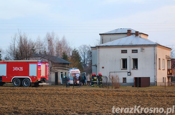 Rozszczelnienie piecyka. Starsza kobieta w szpitalu Rozszczelnienie piecyka. Starsza kobieta w szpitalu