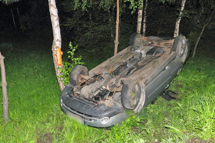 Ford dachował w Chorkówce. Policja ustala kto kierował Ford dachował w Chorkówce. Policja ustala kto kierował
