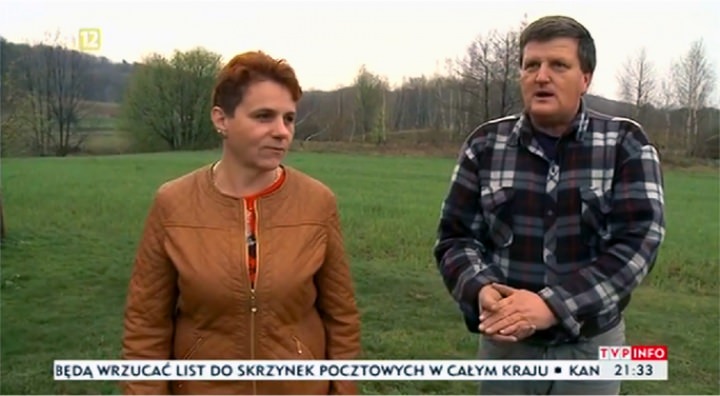 Sarna zdechła. Dziennikarze TVP w Poraju Sarna zdechła. Dziennikarze TVP w Poraju