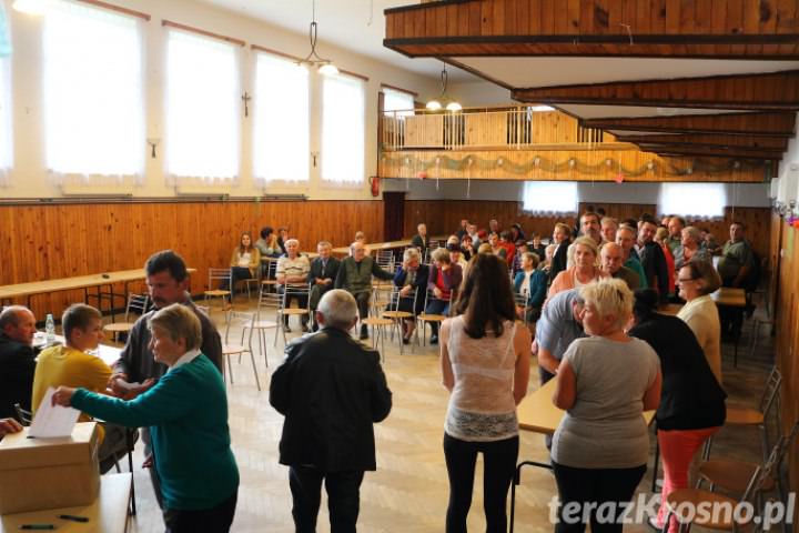 Awantura na zebraniu wiejskim w Draganowej. Mieszkańcy odwołali sołtysa Awantura na zebraniu wiejskim w Draganowej. Mieszkańcy odwołali sołtysa