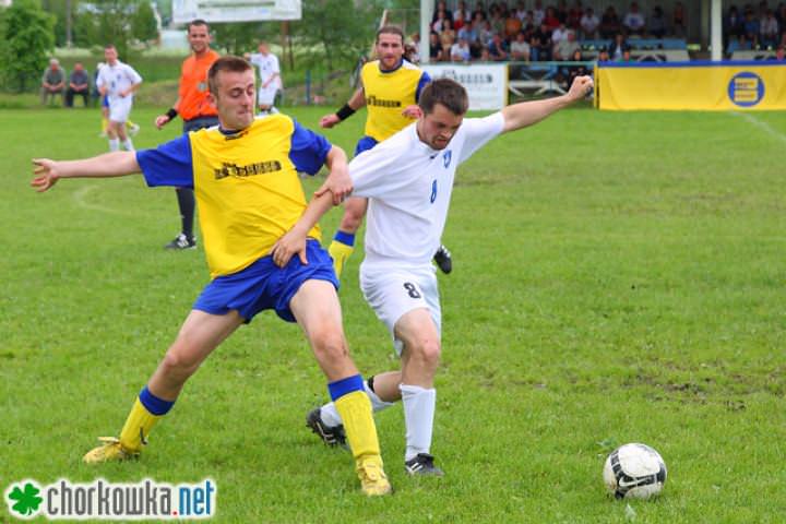 Z meczu Tęcza Zręcin - Tempo Nienaszów (30.05.2010) Z meczu Tęcza Zręcin - Tempo Nienaszów (30.05.2010)